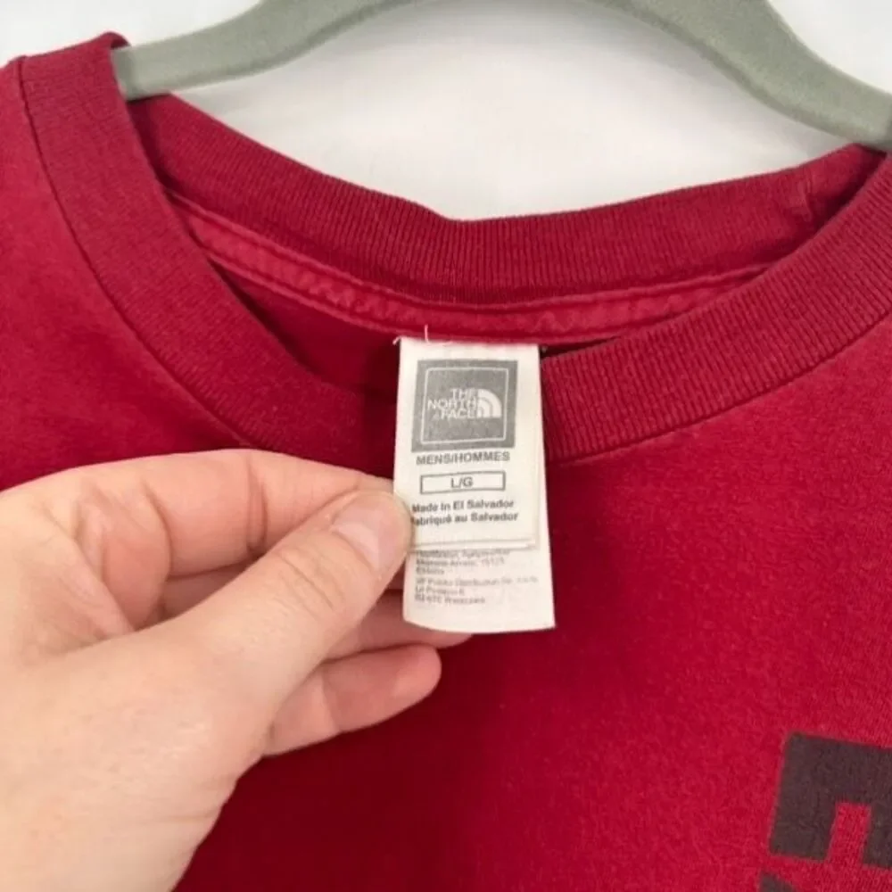 North‎ Face Men’s Red Never Stop Exploring Large Adventure T-Shirt